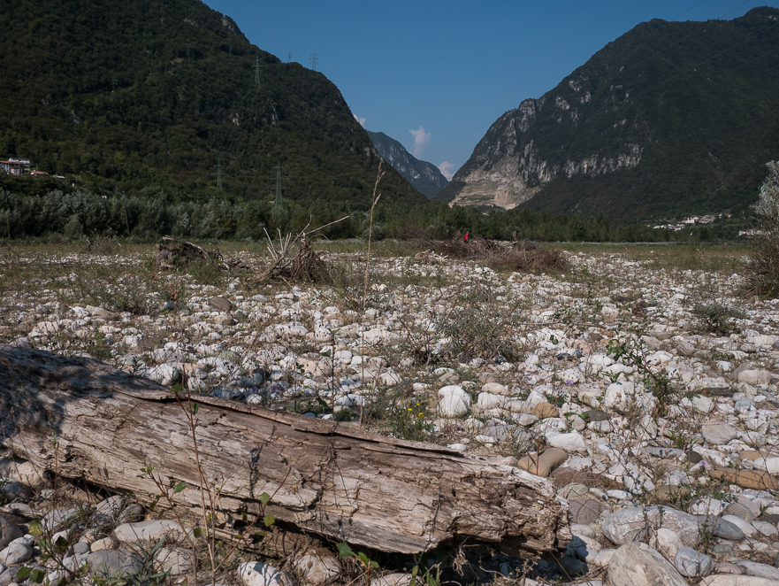 Zurück auf Asphalt entlang der Piave